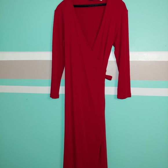 Red Wool Dress Wrap with String - Picture 1 of 5